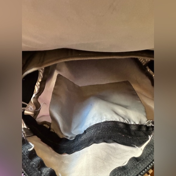 High Sierra Swerve Laptop Backpack, Geo Weave/Black, 19 x 13 x 7.75-Inch - Picture 12 of 16